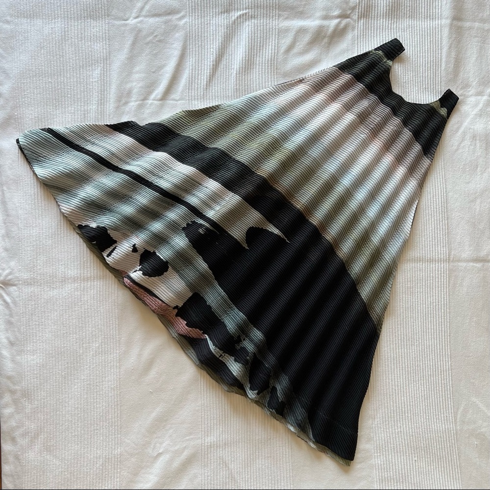 ISSEY MIYAKE Abstract Print Dress- Size 2 - Picture 4 of 8